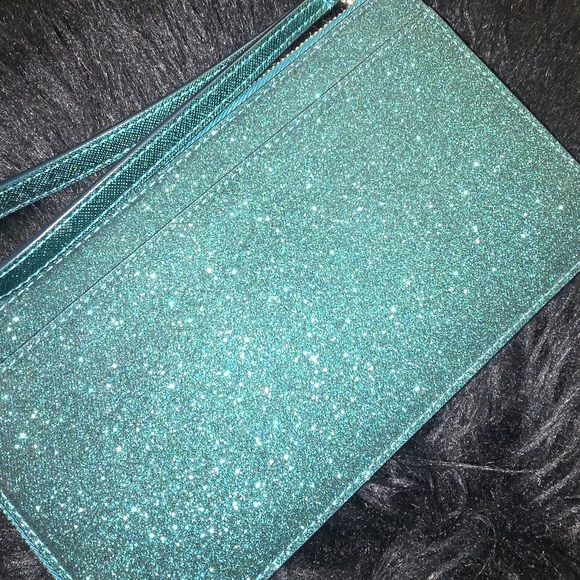 Nwt Kate Spade Green Glitter Wristlet New - Picture 3 of 4